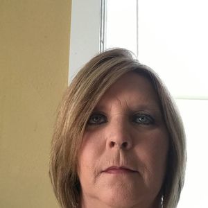 Meet your Posher, Angie